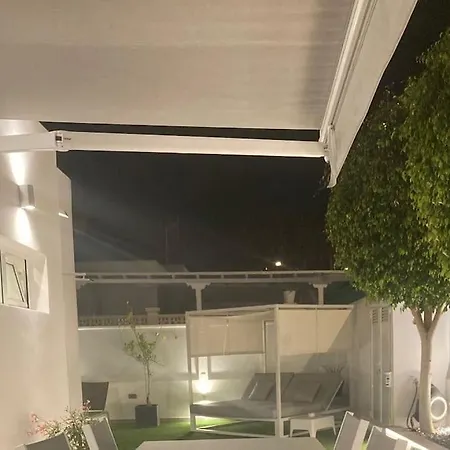 Gelegen Luxebungalow * 普拉亚戴尔雷安格莱斯